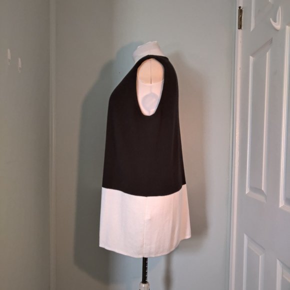 Chico's Sweater Vest - Picture 4 of 7